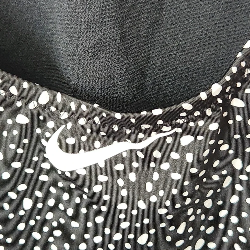 Nike new tags